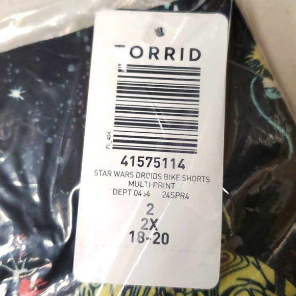 ❤️NWT VINTAGE TORRID BIKE SHORTS - STAR WARS DRIODS LOGO - 9" INSEAM - PLUS SIZE - Picture 6 of 14